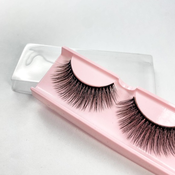 Violet Natural Full & Long Volume False Lashes - Picture 12 of 15